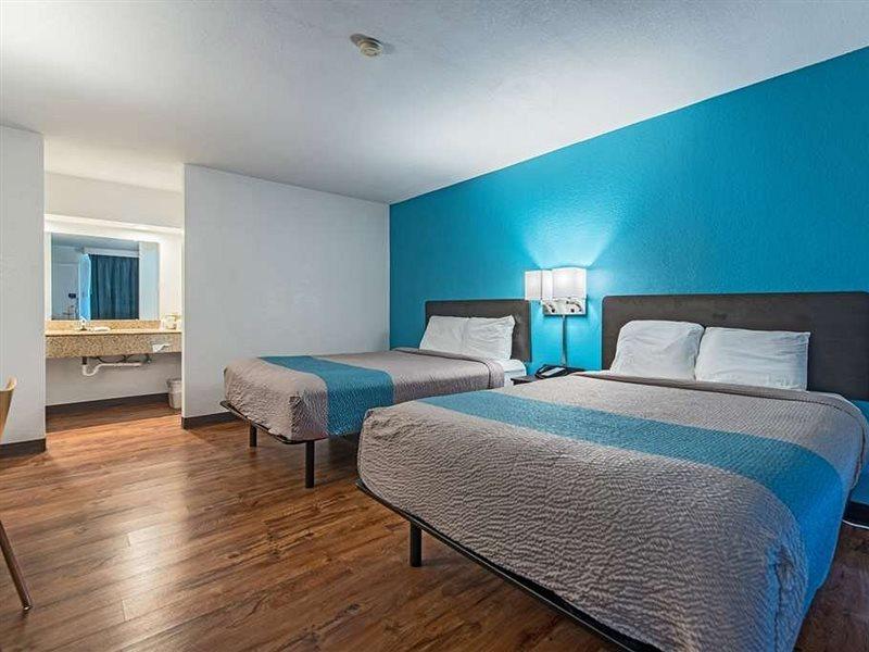 Americas Best Value Inn Hamilton Exterior photo