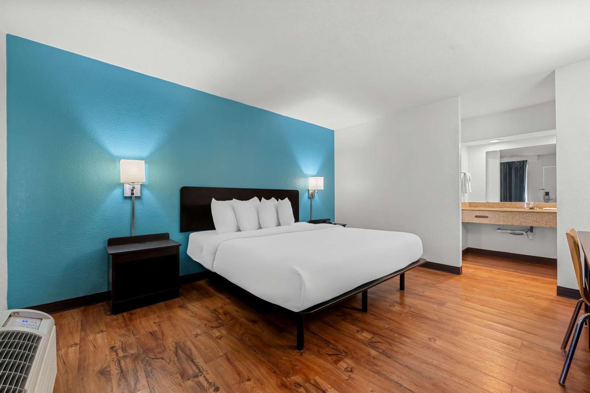 Americas Best Value Inn Hamilton Exterior photo