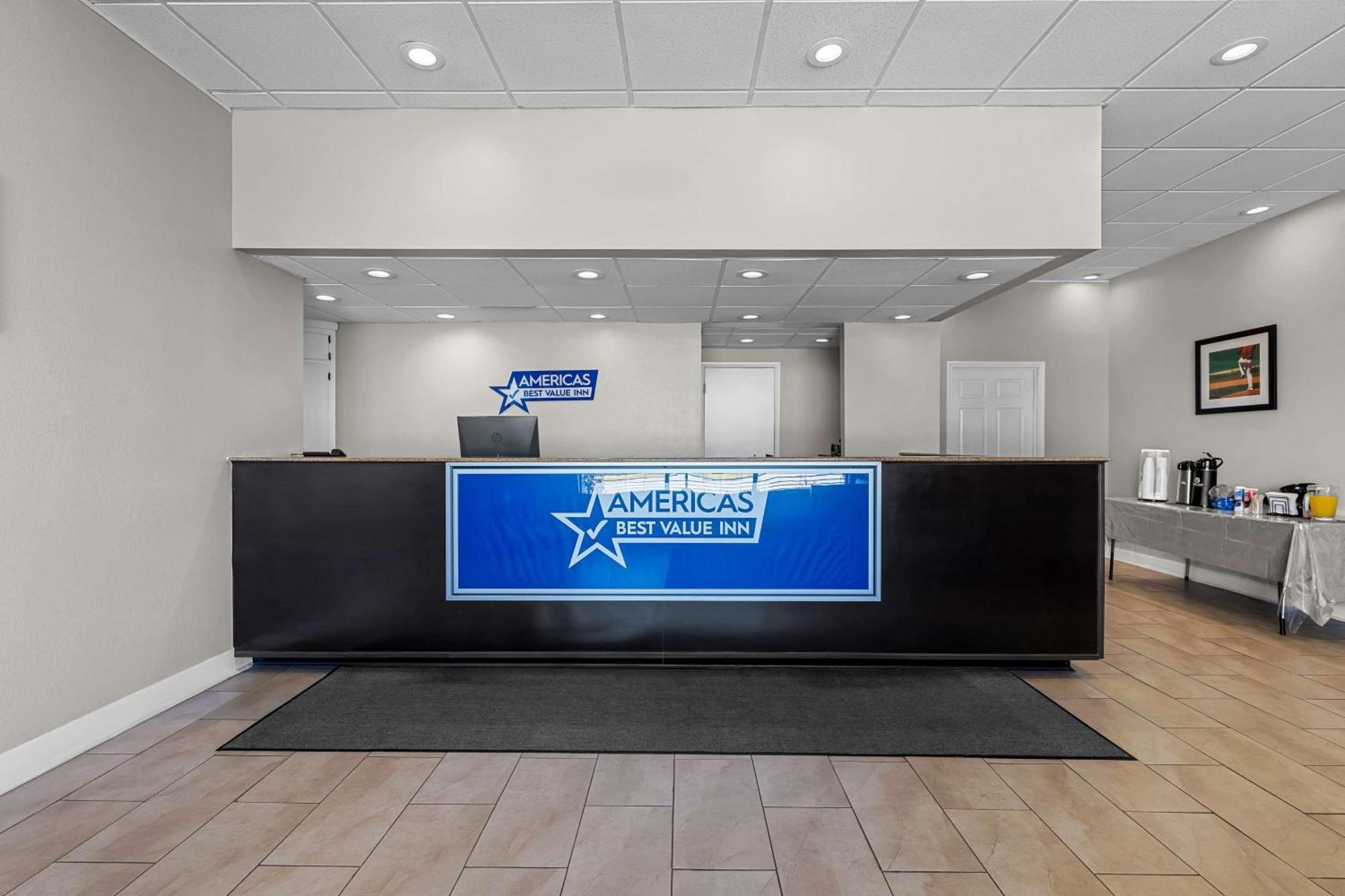 Americas Best Value Inn Hamilton Exterior photo