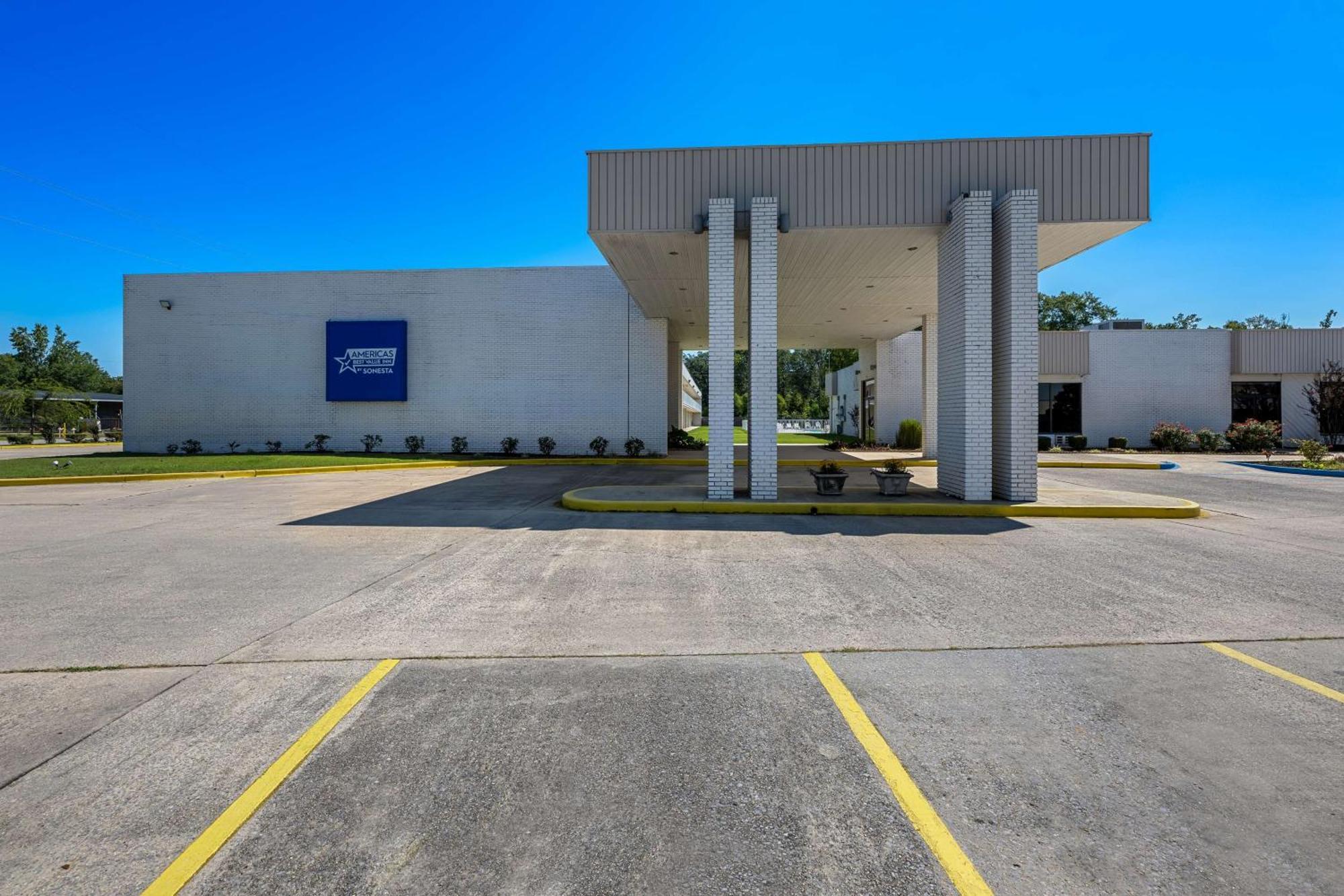 Americas Best Value Inn Hamilton Exterior photo