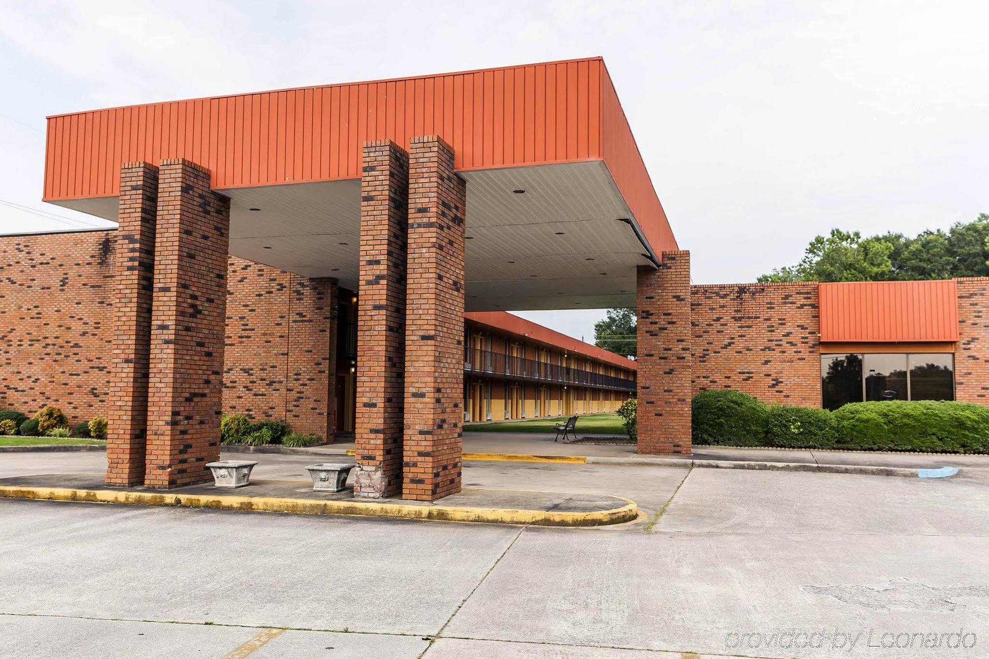 Americas Best Value Inn Hamilton Exterior photo