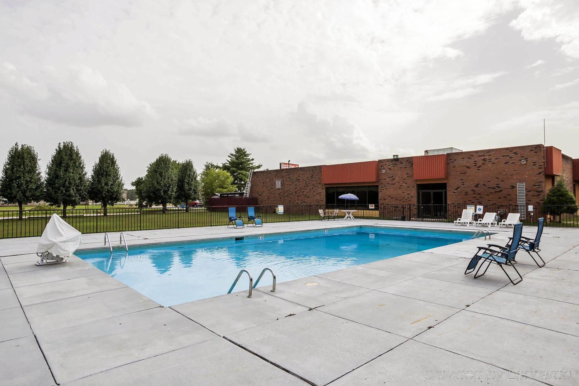 Americas Best Value Inn Hamilton Exterior photo