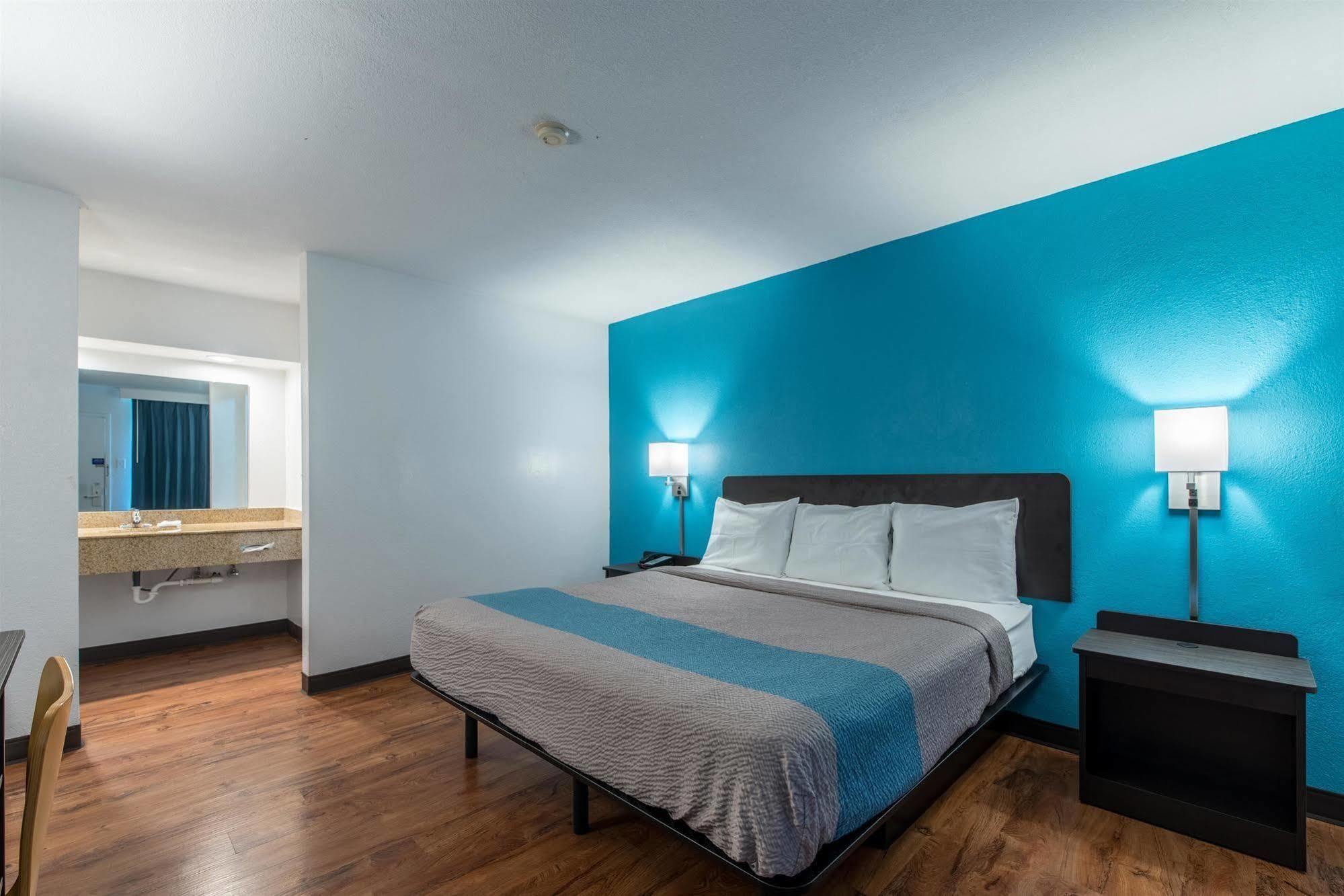 Americas Best Value Inn Hamilton Exterior photo